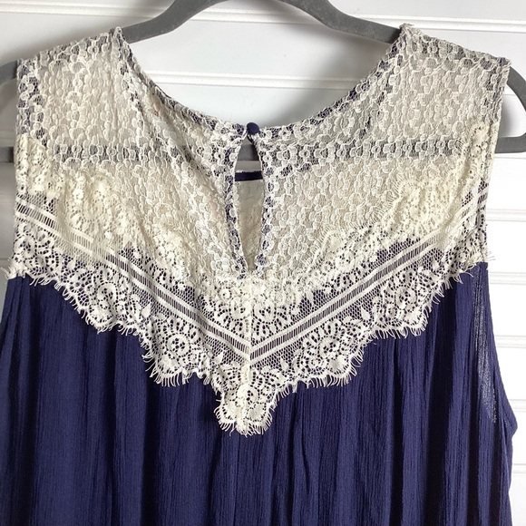 Umgee Sleeveless Lace Mini Dress cream and Blue Size 2XL - Picture 5 of 7